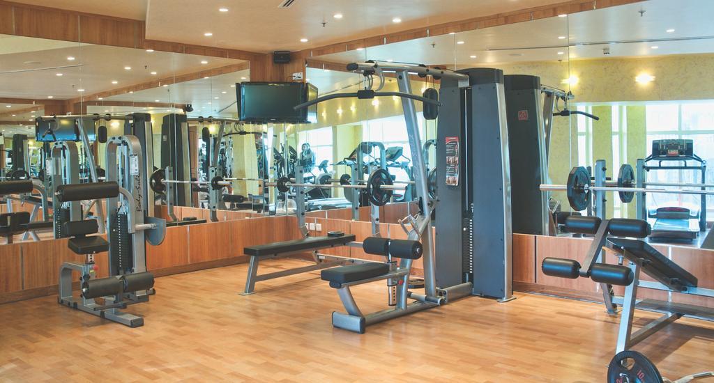 Wiseman Grand Hotel Доха Экстерьер фото A gym in a hotel