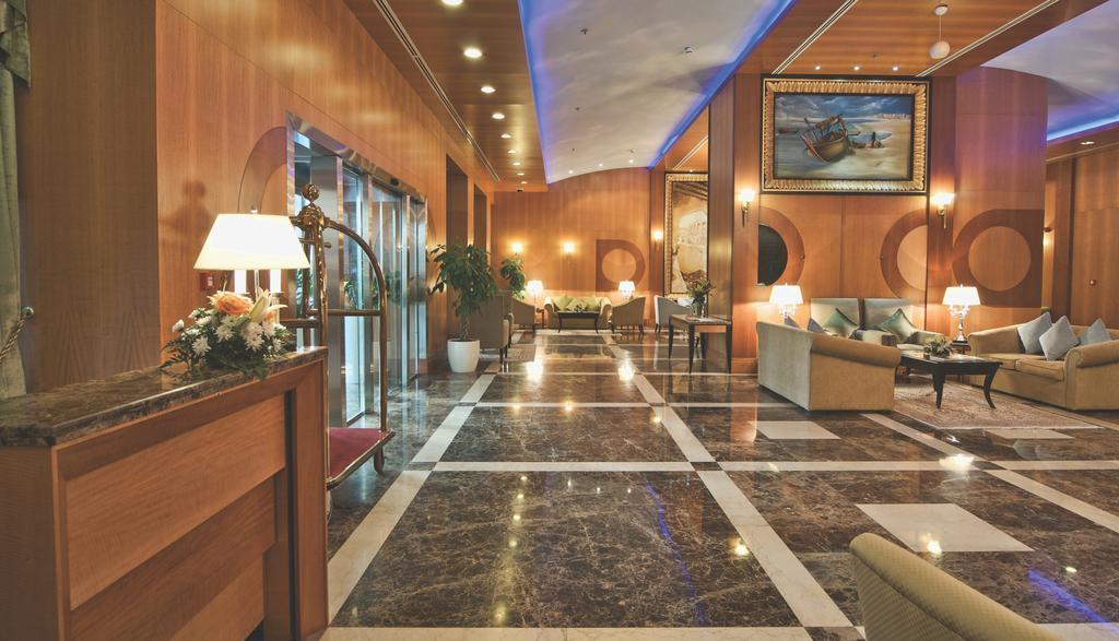 Wiseman Grand Hotel Доха Экстерьер фото Lobby